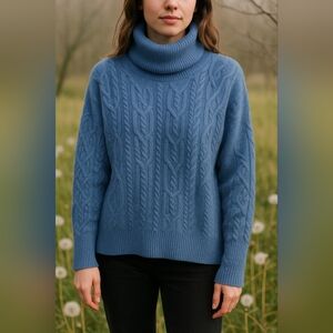 Cyrus Blue Cable Knit Oversized Turtleneck Sweater – Size Small